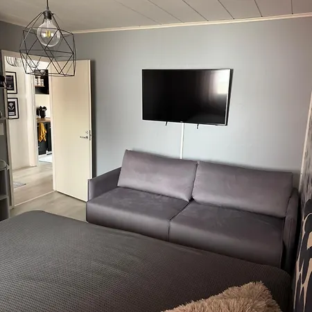 Rubin - Moderni Laehellae Keskustaa Каяани